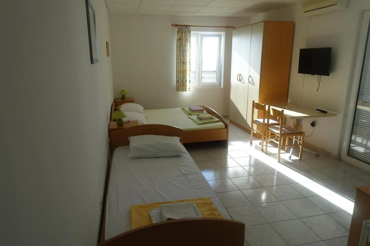 Apartments Galeb Rtina