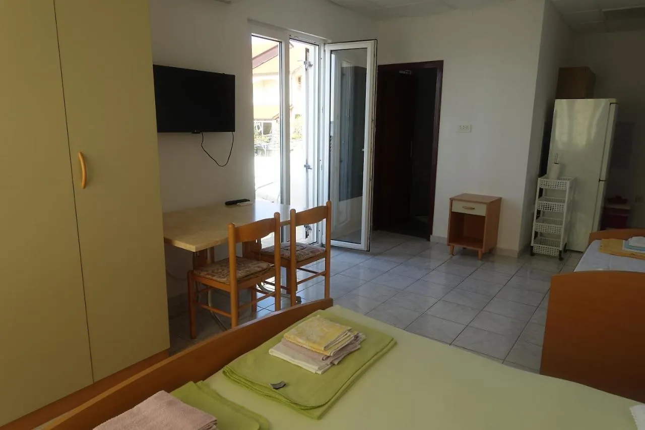 Apartments Galeb Rtina