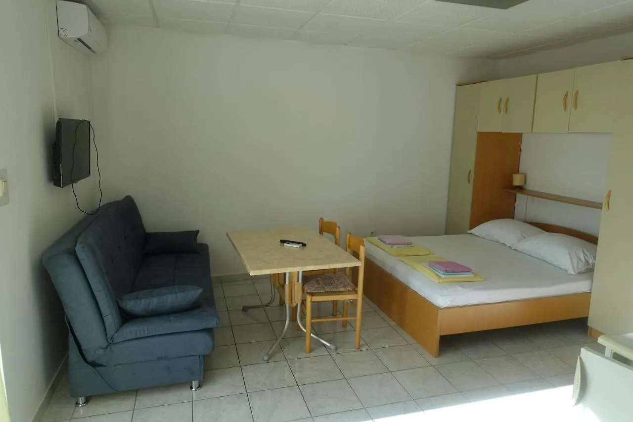 Apartments Galeb Rtina